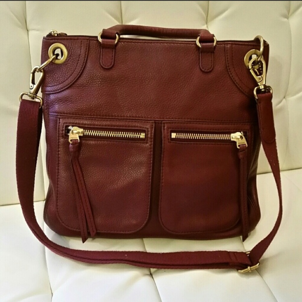 Large Karli Crossbody Fossil handbag.